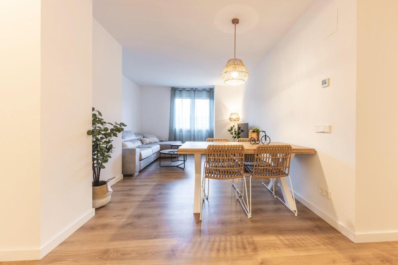 Bravissimo Afra, 2-Bedroom Apartment Girona Exterior foto