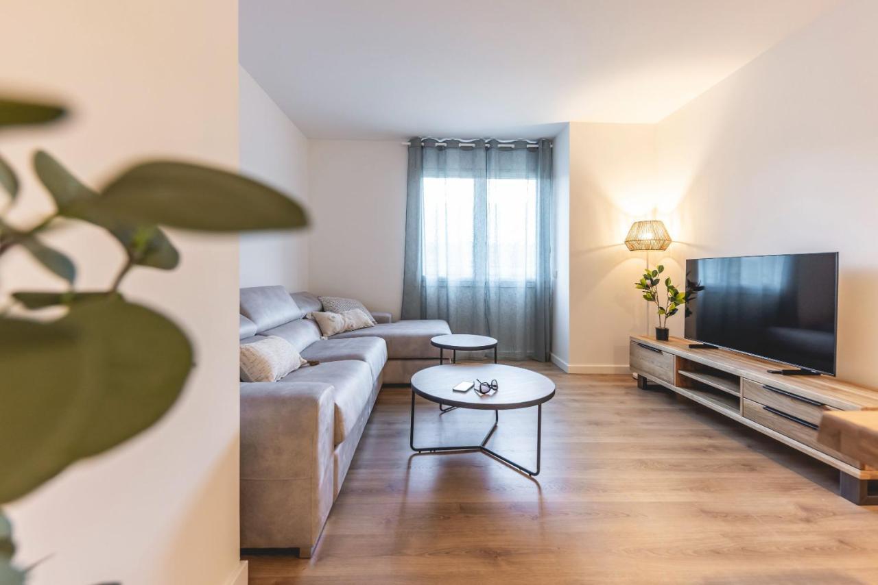 Bravissimo Afra, 2-Bedroom Apartment Girona Exterior foto