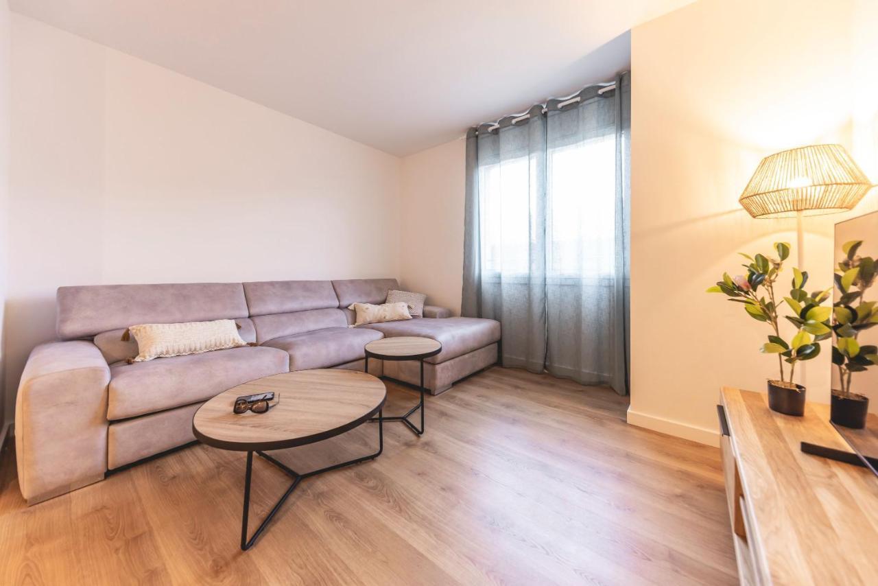 Bravissimo Afra, 2-Bedroom Apartment Girona Exterior foto